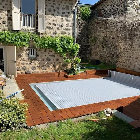 Ferme Renovee Avec Piscine 4*