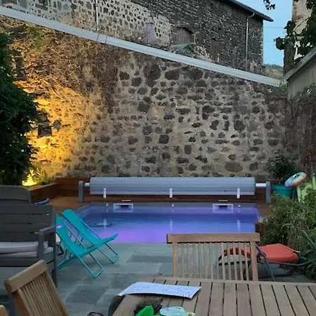 Otel Ferme Renovee Avec Piscine